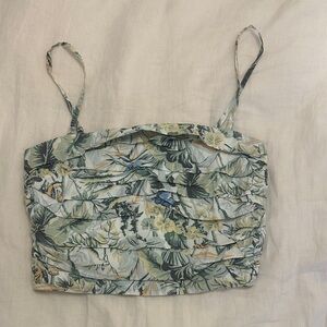 Abercrombie & Fitch Cropped Tank